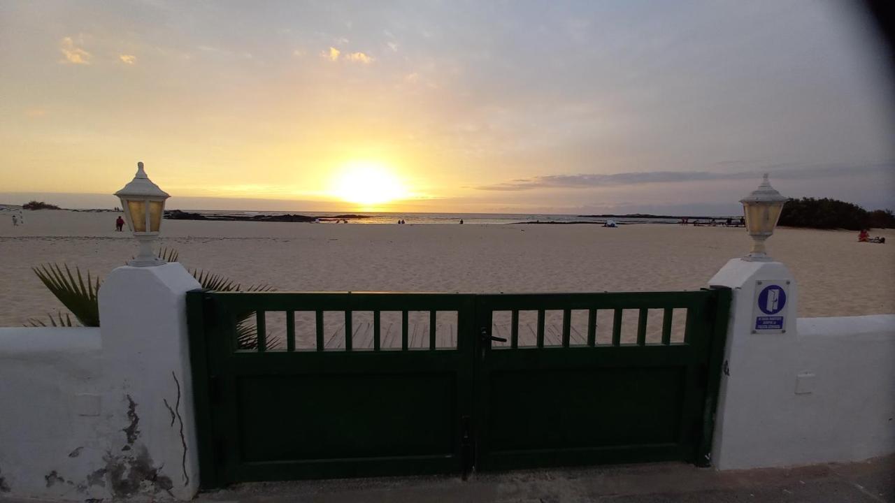 El Sueno - Appartamento Fronte Spiaggia Vista Mare Cotillo 외부 사진